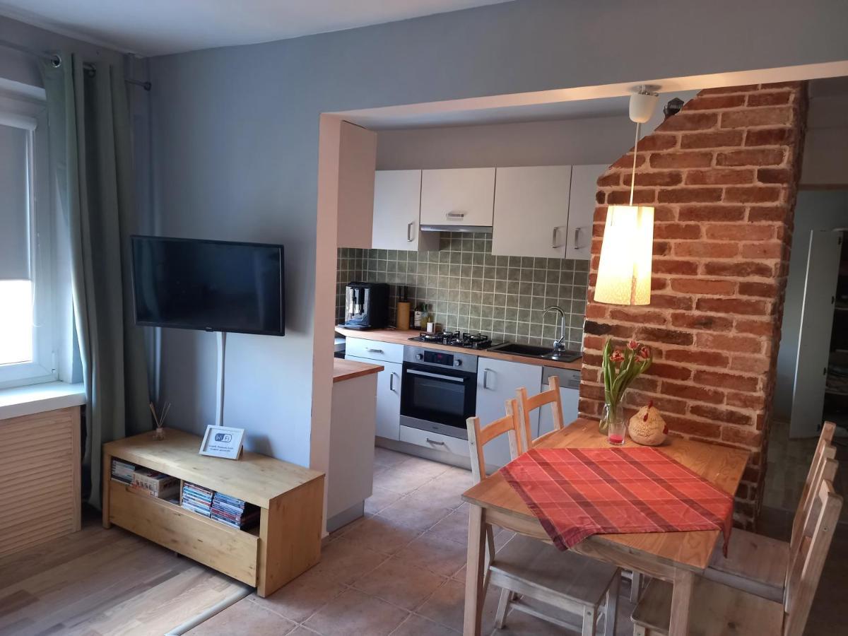 צ'סטוצ'ובה Apartament Promenada מראה חיצוני תמונה