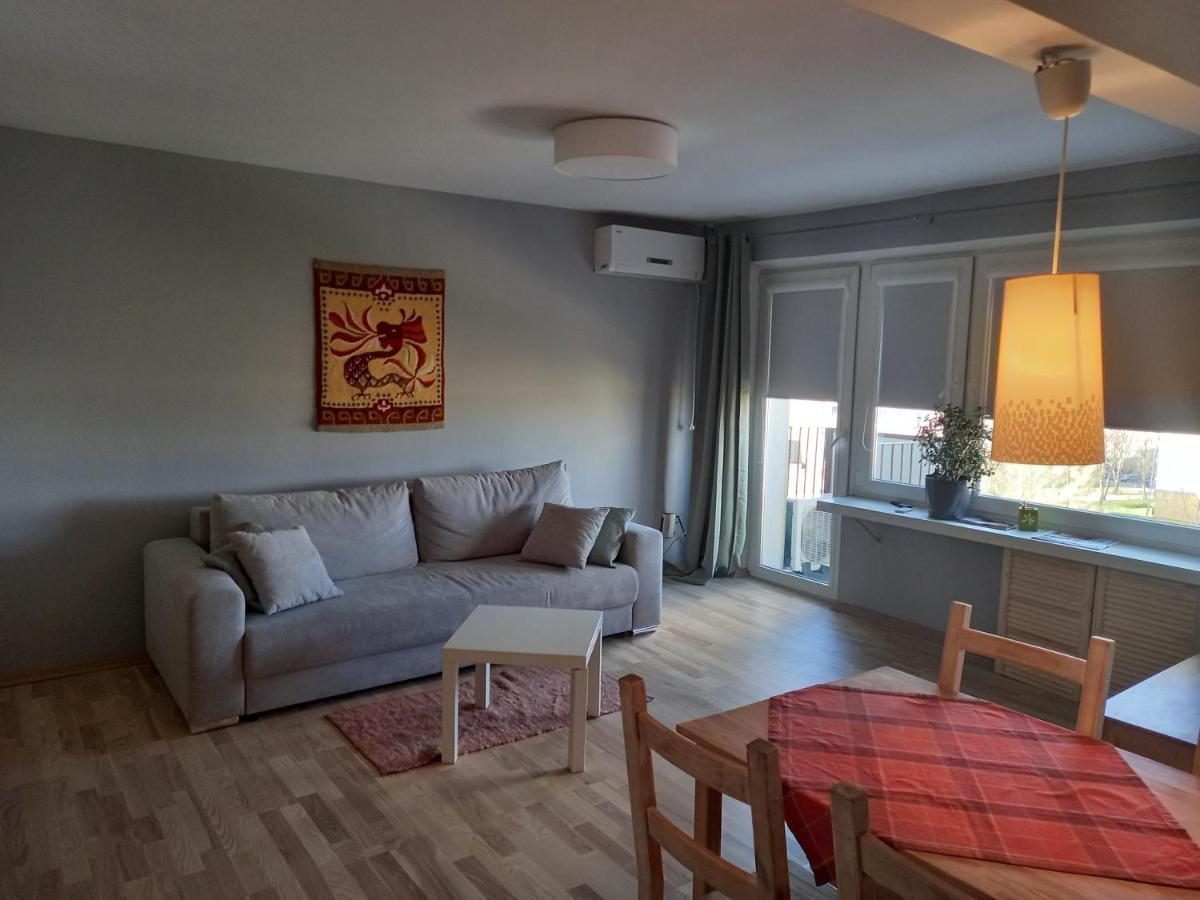 צ'סטוצ'ובה Apartament Promenada מראה חיצוני תמונה
